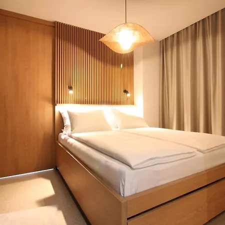 Flamingo 塞拉耶佛