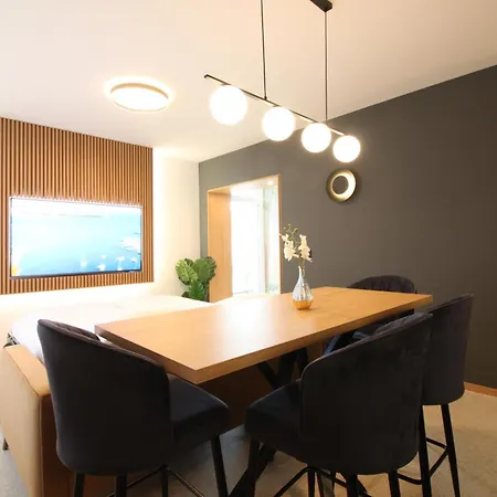 Flamingo 塞拉耶佛